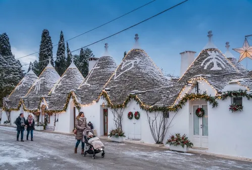 Magia del Natale tra Trulli e Borghi Bianchi Pugliesi