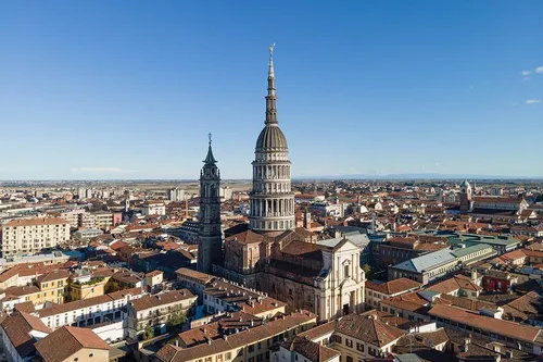 Visita alla Cupola di San Gaudenzio e pomeriggio di Shopping a Vicolungo Outlet