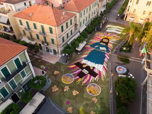 Diano Marina con la spettacolare infiorata del Corpus Domini e il borgo medievale di Cervo