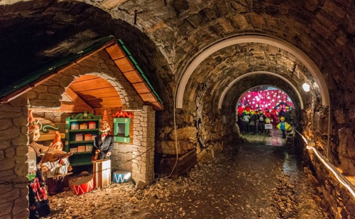 La grotta di Babbo Natale, le Renne, i Twergi e i mercatini di Ornavasso