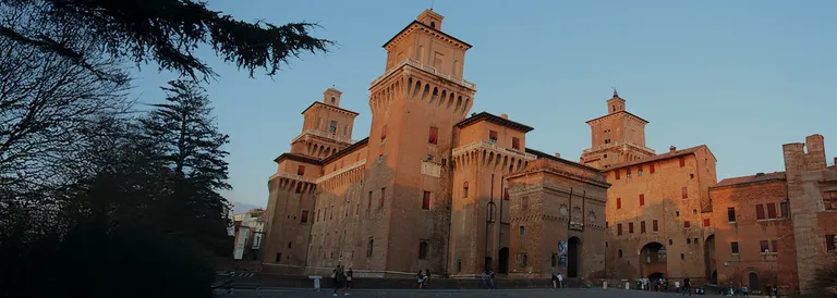 Ferrara e Ravenna con la navigazione del delta del Po