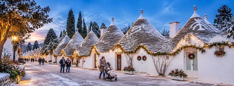 Magia del Natale in Puglia tra trulli e Borghi Bianchi : Ostuni, Cisternino, Locorotondo ed Alberobello