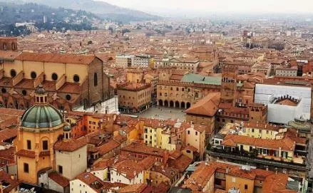 BOLOGNA E IL CASTELLO FIABESCO “ROCCHETTA MATTEI”